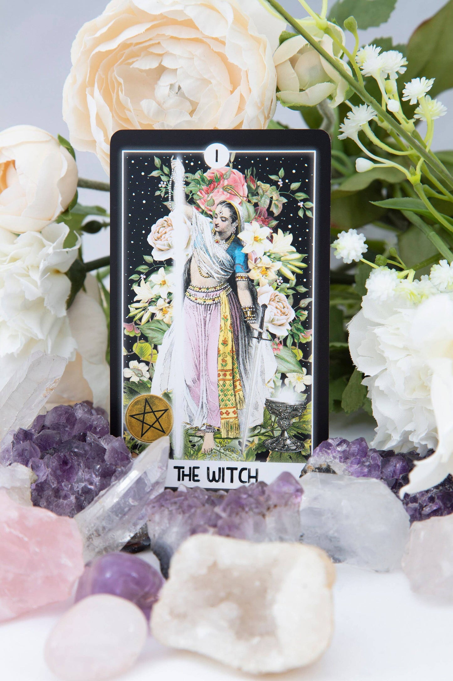 The Intuitive Night Goddess Tarot: Gilded Edition