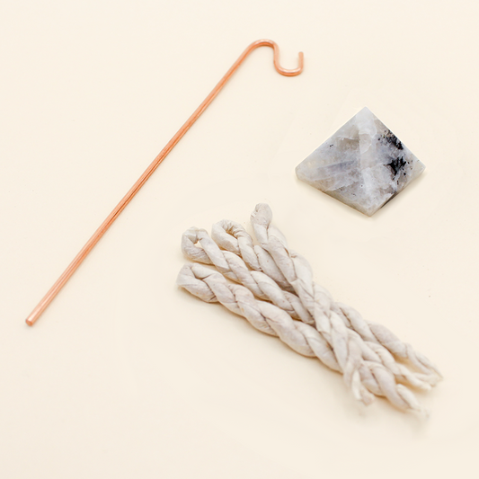 Pyramid Incense Stand + Rope Set: Moonstone