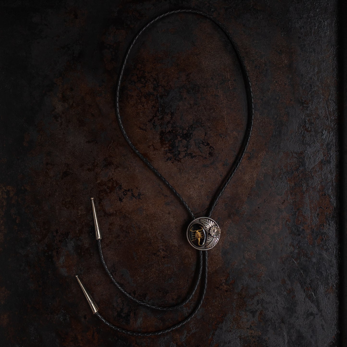 Luna Scorpion Bolo