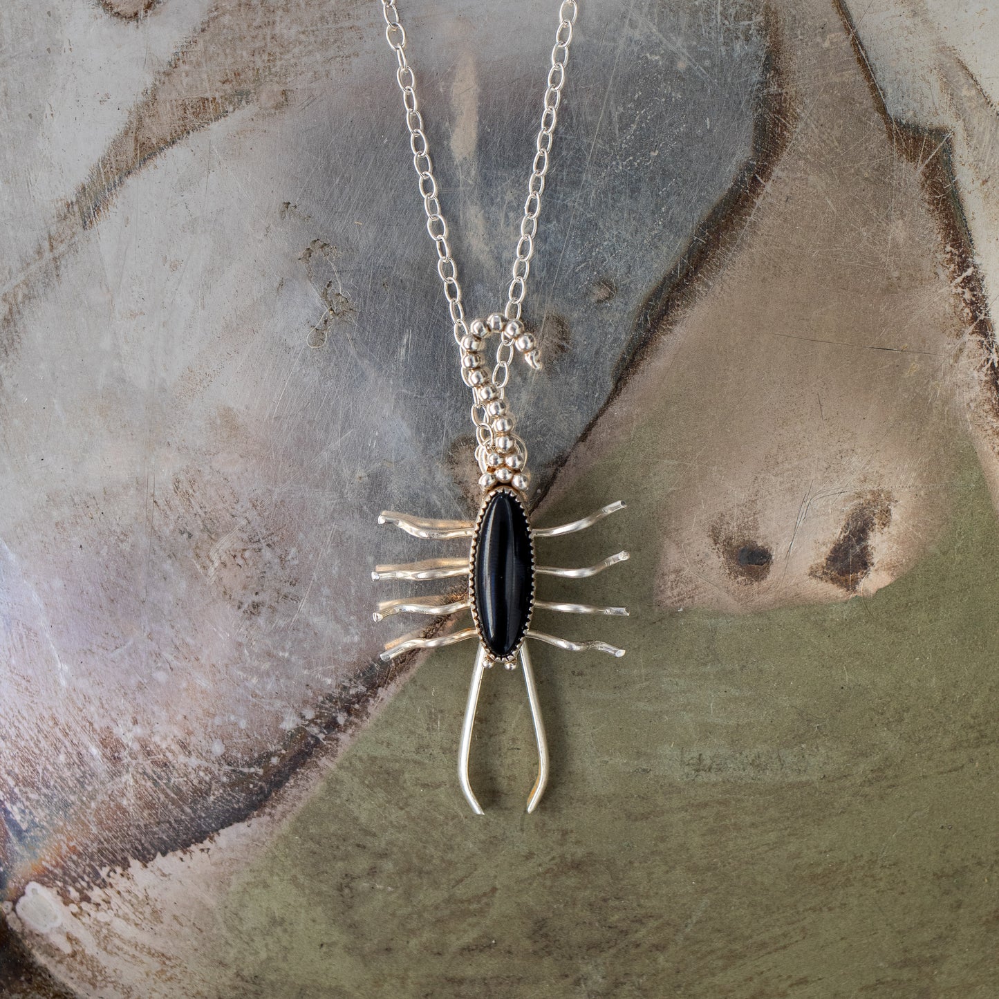 Scorpion Roach Clip Necklace: Onyx