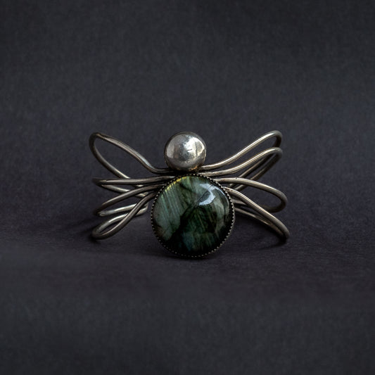 Arachne Cuff: Labradorite